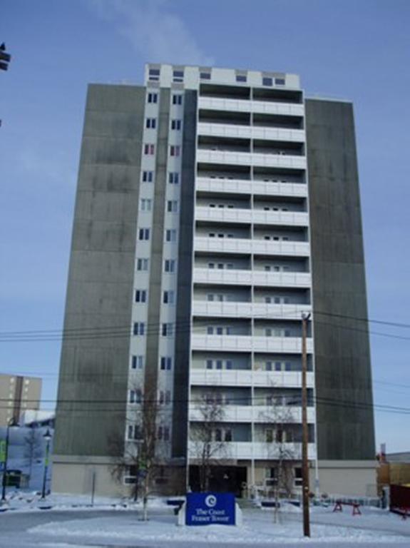 Coast Fraser Tower Yellowknife Extérieur photo