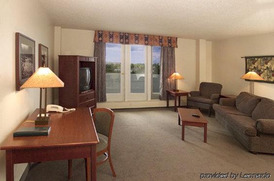 Coast Fraser Tower Yellowknife Chambre photo